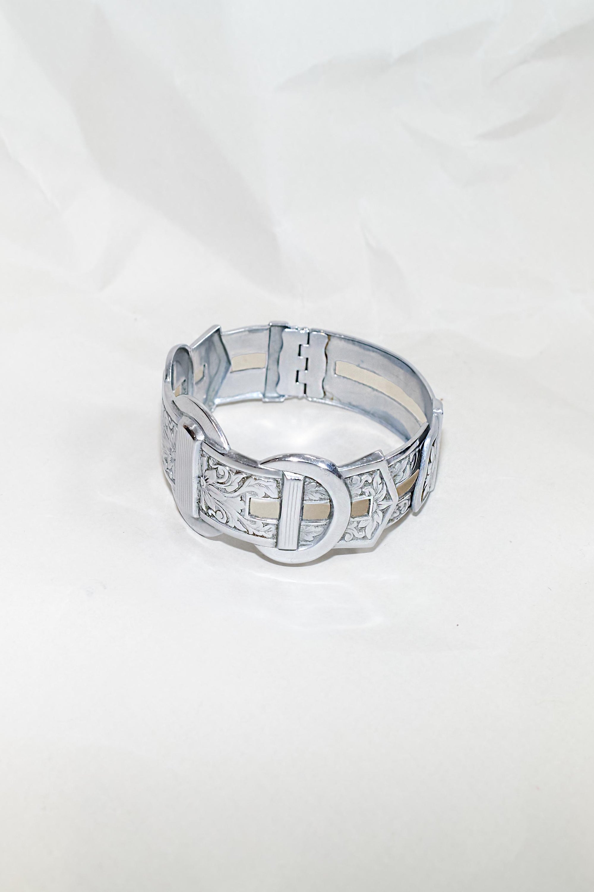 Antique Victorian style silver tone metal buckle bracelet